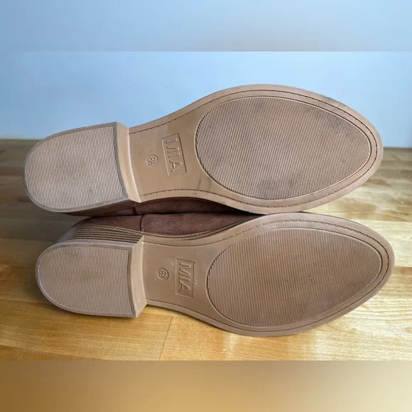 MIA Marri Tall Distressed Faux Leather Heeled Boot - Picture 11 of 12